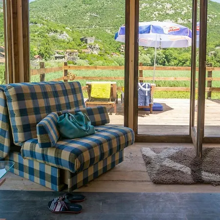 Karucki Krs Apartment *