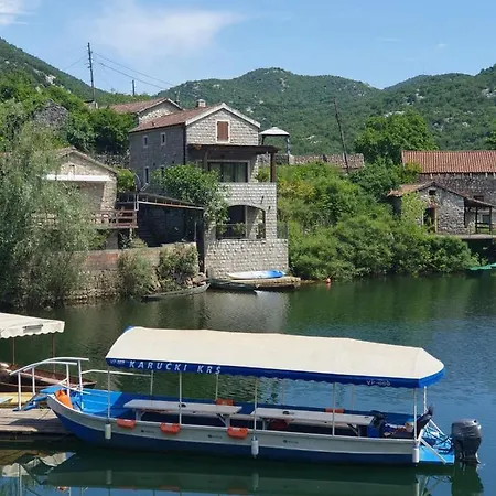 Karucki Krs Apartment *