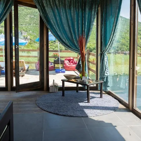 아파트 Karucki Krs *