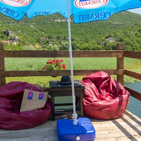 Karucki Krs * 포드고리차